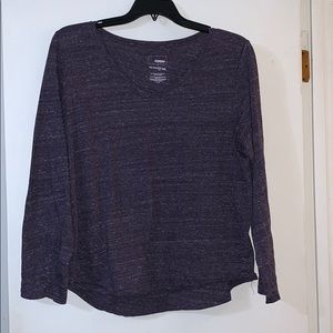 Women’s v-neck shirt
